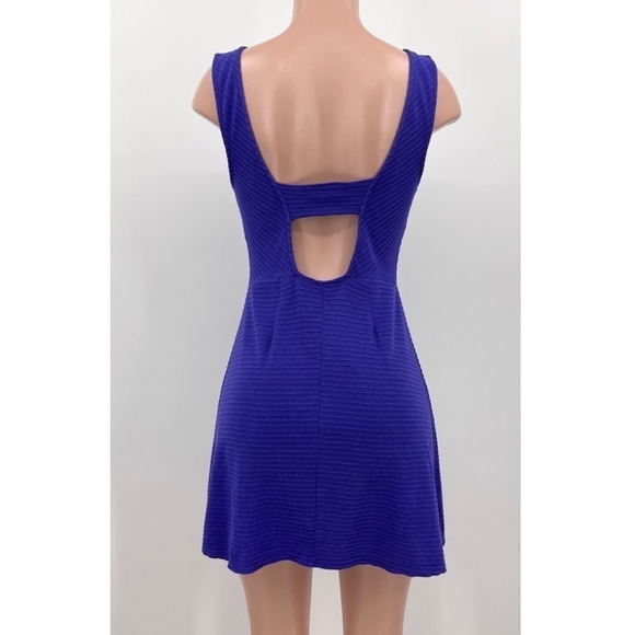 Urban Outfitters Silence + Noise Ribbed Knit Cutout Mini Dress - Picture 2 of 9